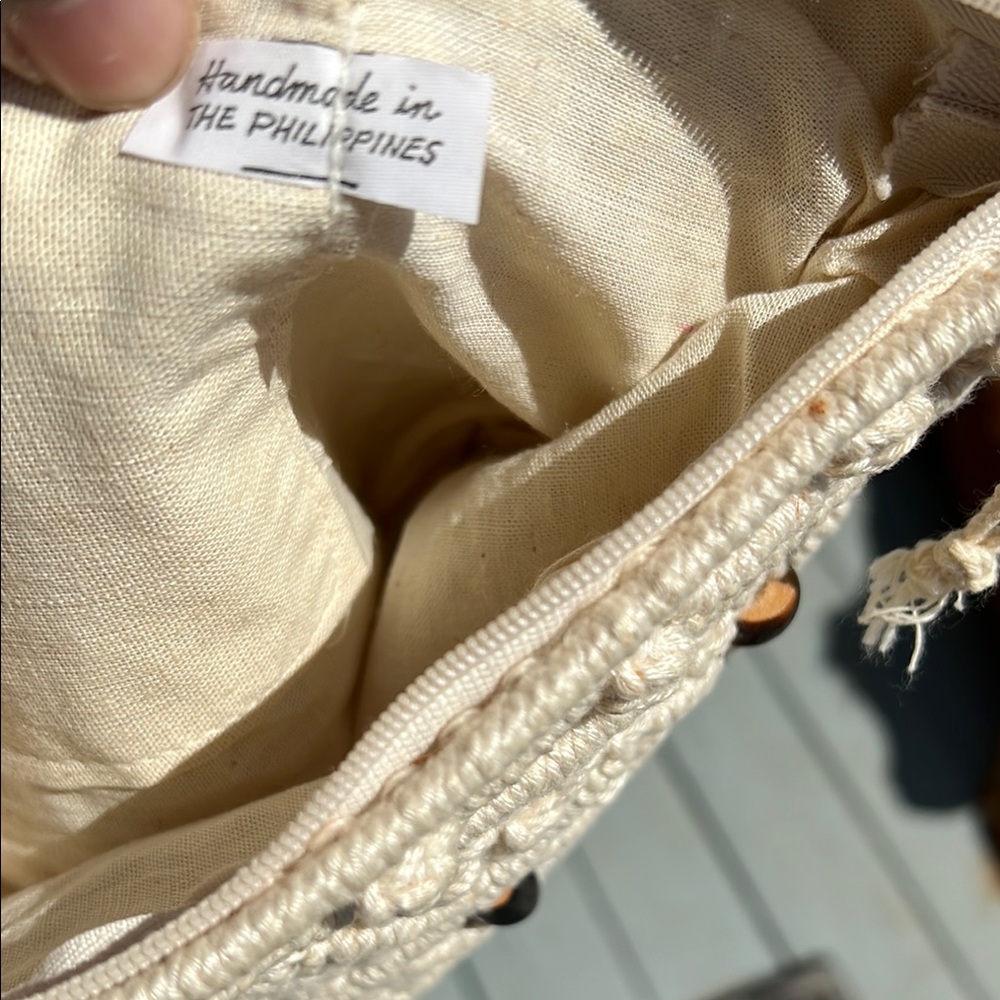 MCI Cream Crochet Clutch with Bead Detail Zipper Closure EUC (measurement pics) - Picture 10 of 10